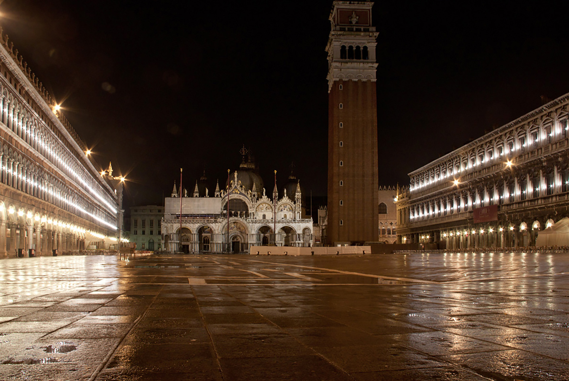 PUBLIC LIGHTING CITY OF VENICE